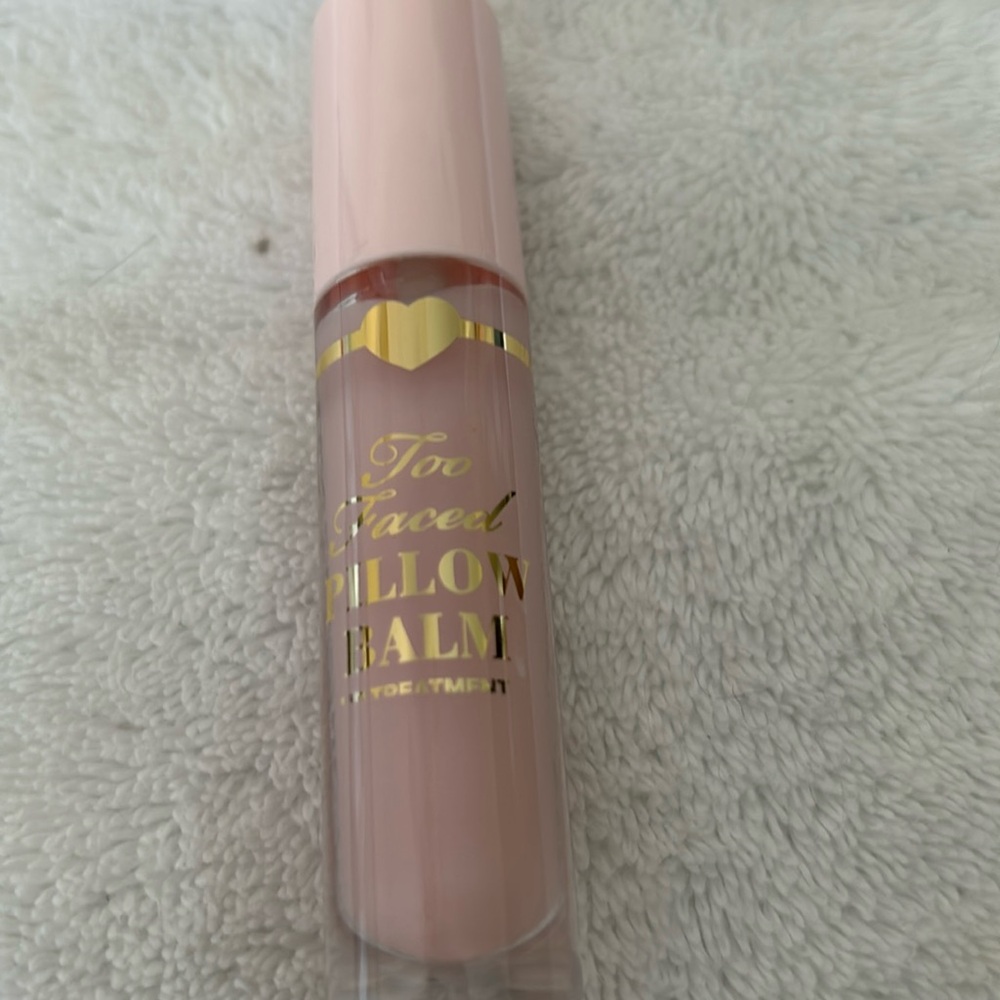Too Faced Pillow Balm